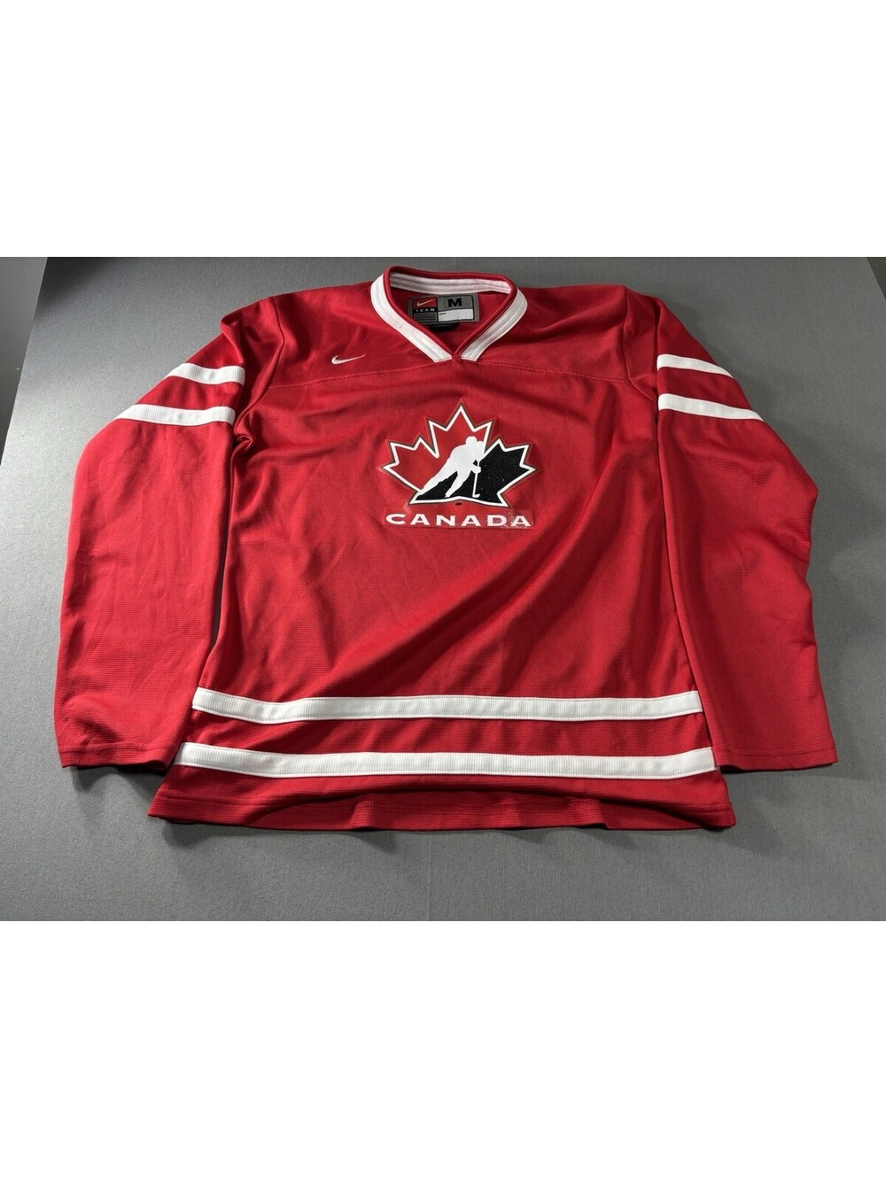 Team Canada Nike Hockey Jersey Size M